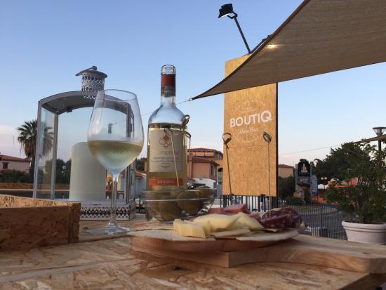 Boutiq Wine Bar